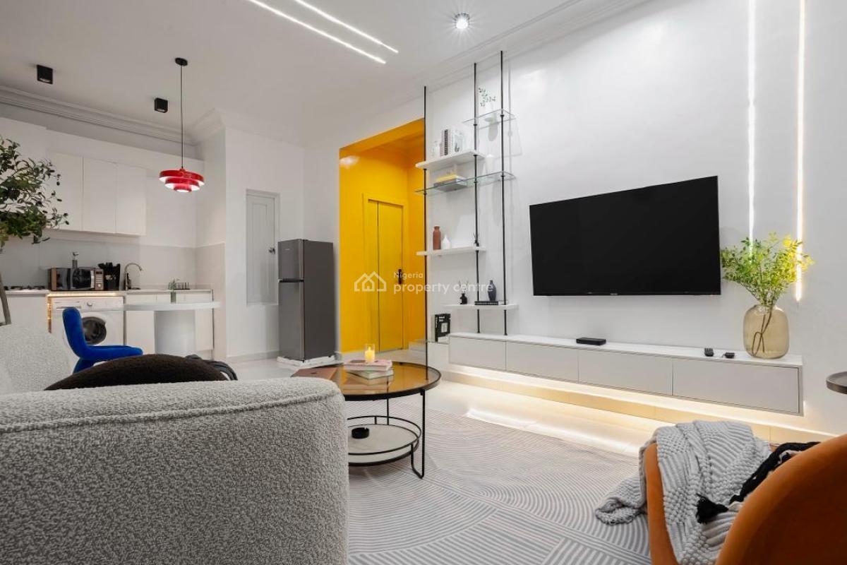 Luxury Two Bedroom with Ps5, Western Foreshore, Osapa, Lekki, Lagos, Flat / Apartment Short Let
