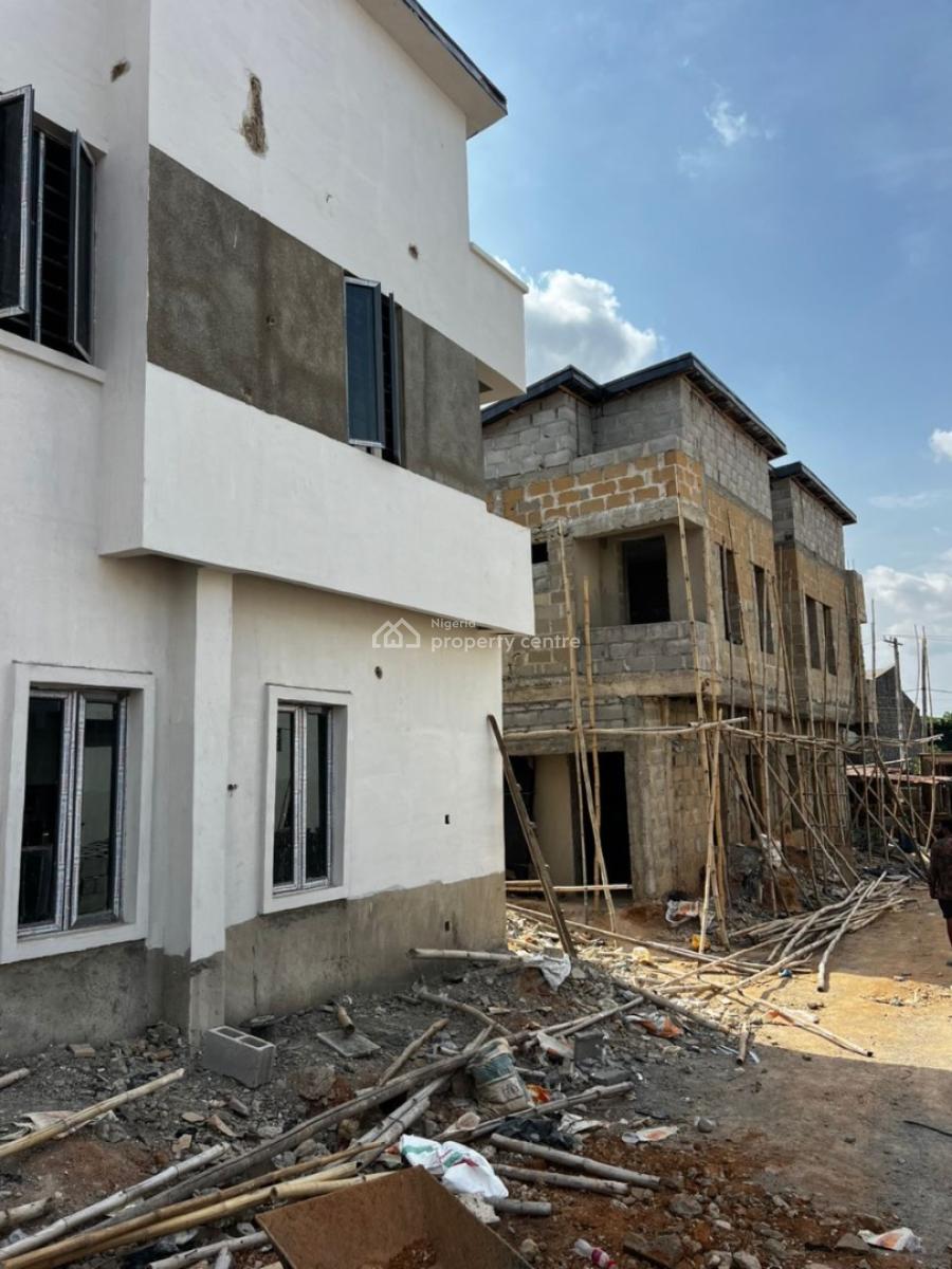 4bdrm Semidetach Duplex in Budland Court, Omole Ext, Ojodu Berger, Budland Court, Budland Street, Omole Phase1 Ext, Ojodu Berger, Ojodu Berger, Ojodu, Lagos, Semi-detached Duplex for Sale