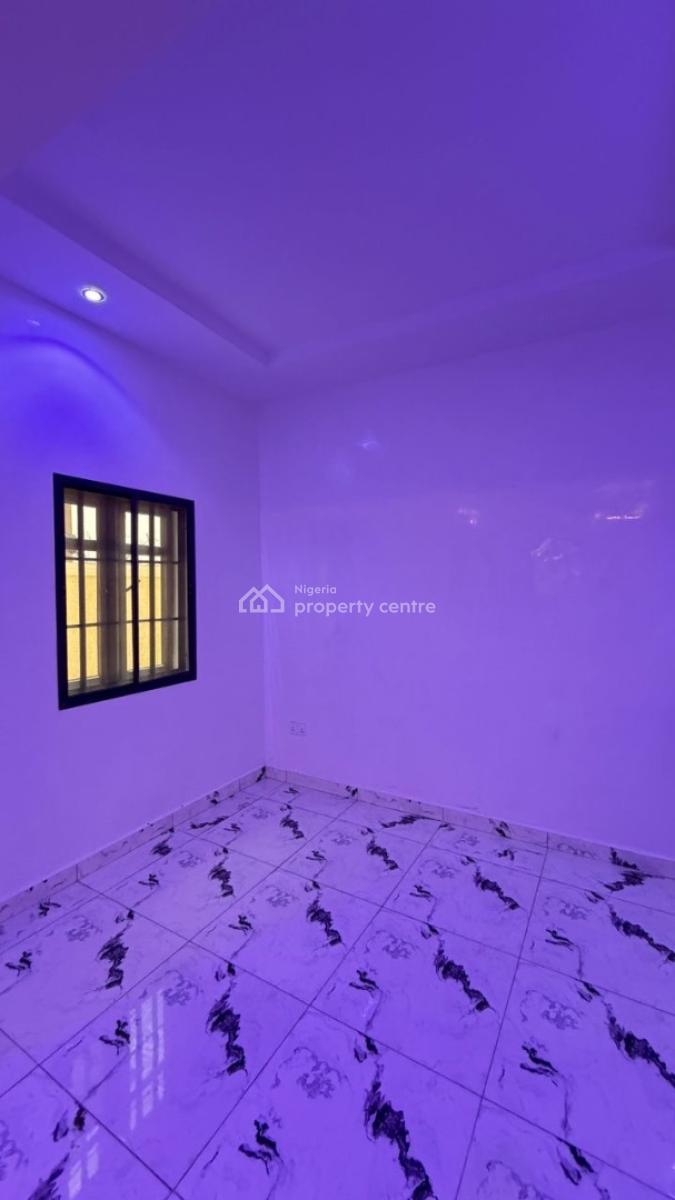 4 Bedroom Semi-detached  Private Compound, Apo, Abuja, Semi-detached Duplex for Sale