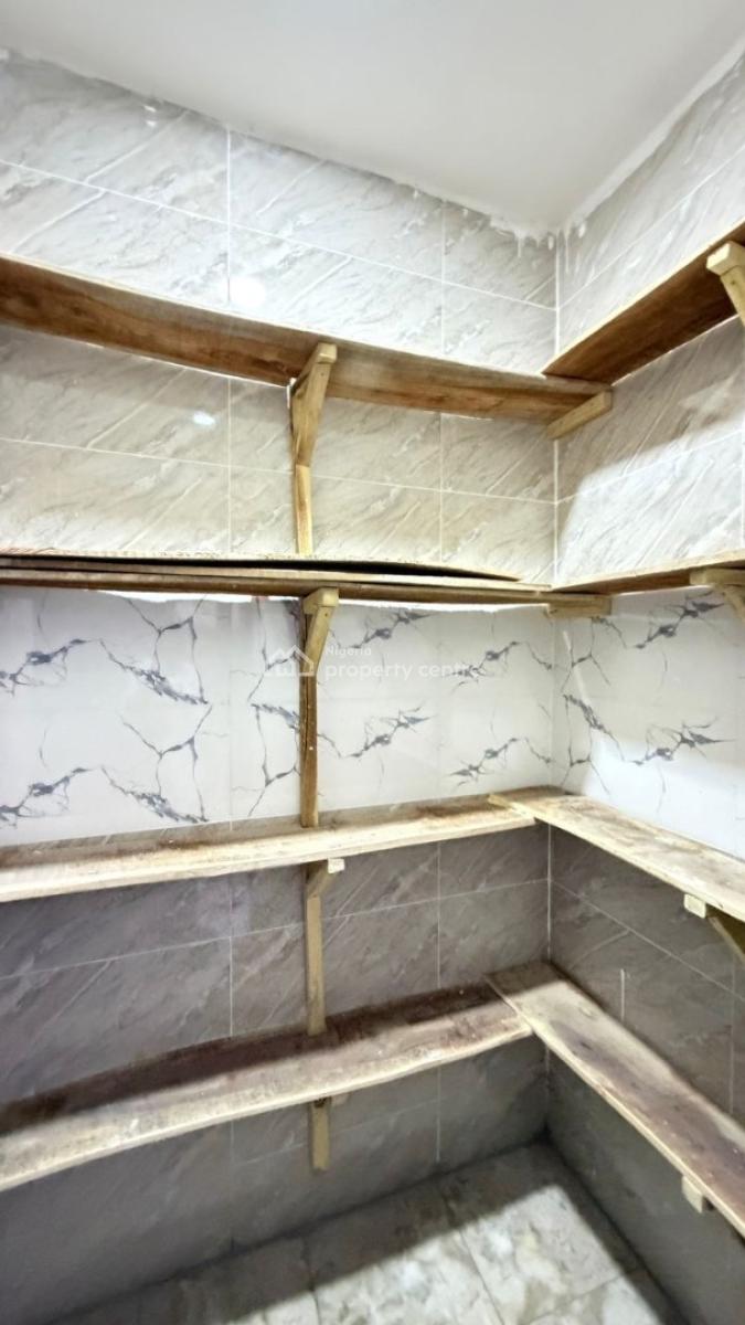 4 Bedroom Semi-detached  Private Compound, Apo, Abuja, Semi-detached Duplex for Sale