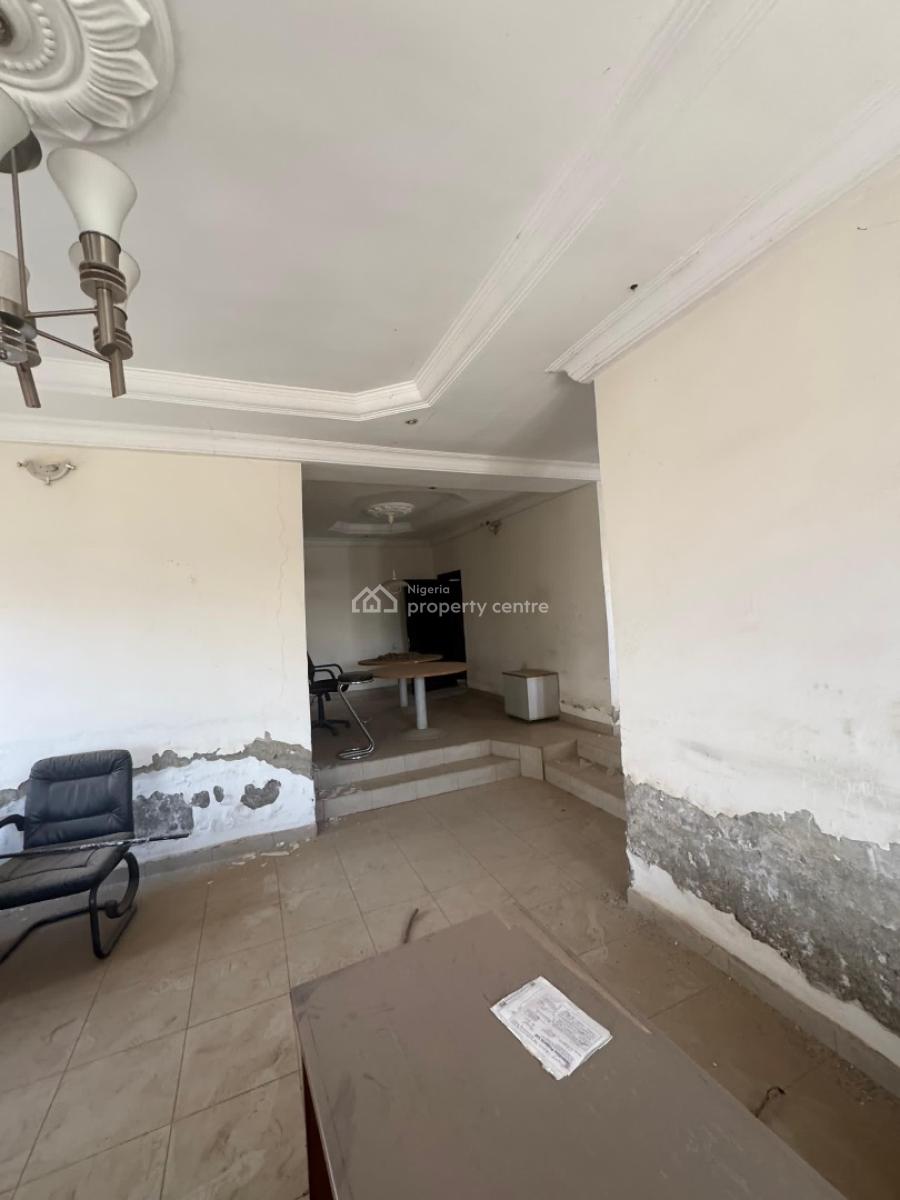 3 Bedroom Detached Bungalow with 2 Rooms Bq, Apo, Abuja, Detached Bungalow for Sale