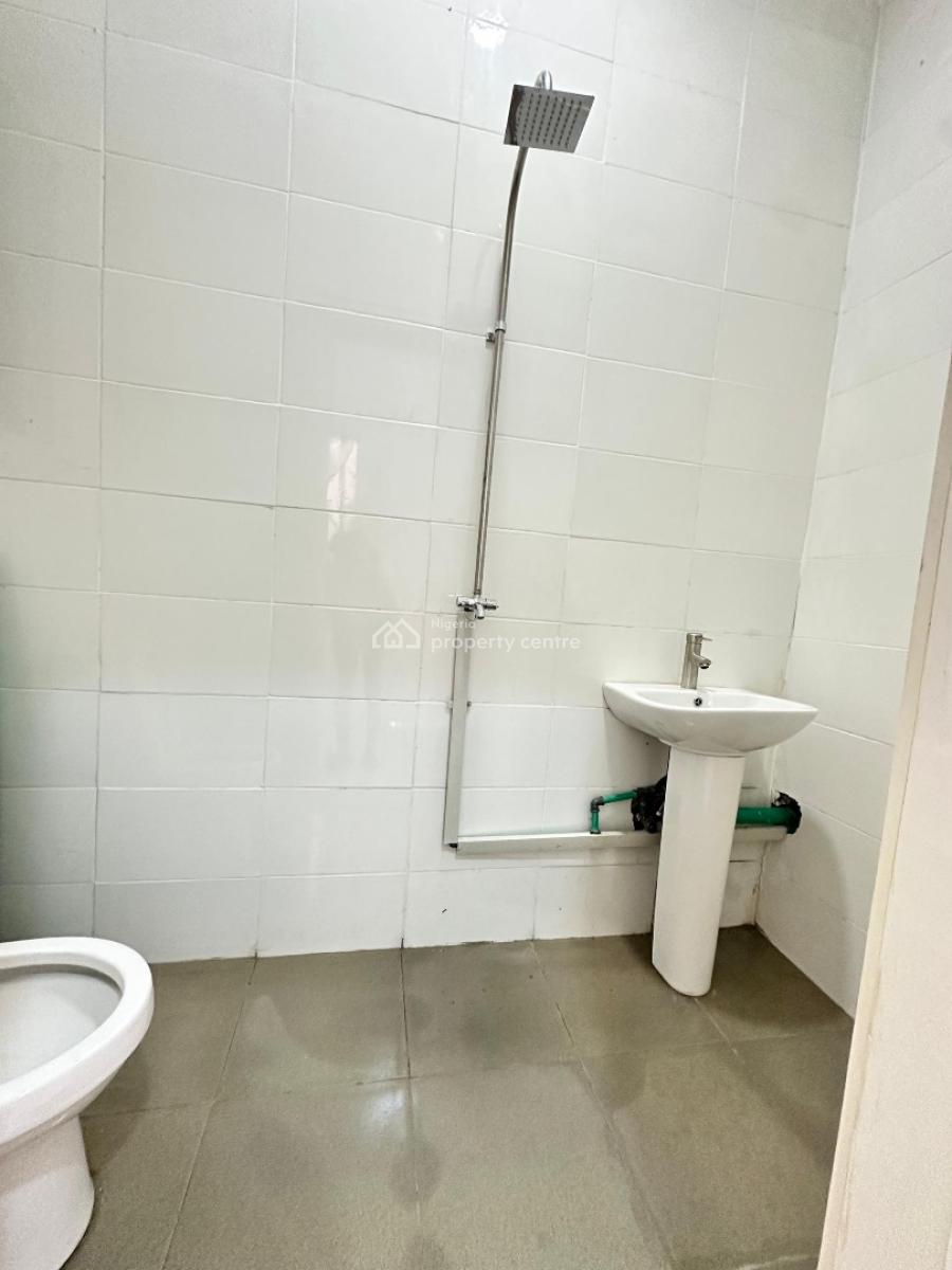 Luxurious Studio Apartment, Royal Pine Estate, Orchid Road, Lekki, Lagos, Self Contain (single Rooms) for Rent