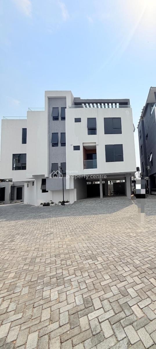 Well Detailed 4 Bedroom Maisonette, Lekki Phase 1, Lekki, Lagos, Flat / Apartment for Sale