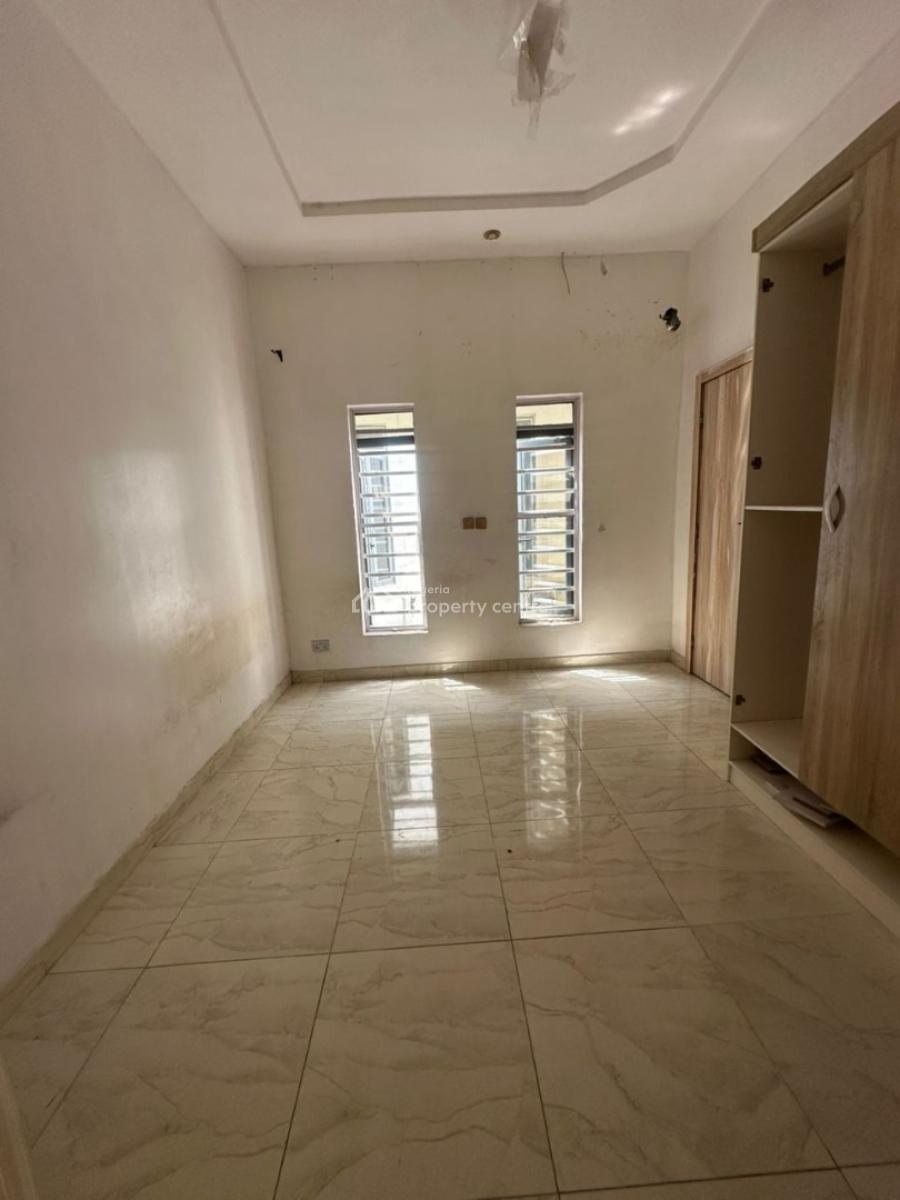 Shared Apartment, Orchid, Lekki, Lagos, Mini Flat (room and Parlour) for Sale