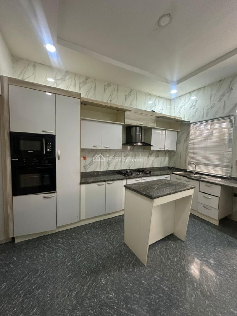 Shared Apartment, Orchid, Lekki, Lagos, Mini Flat (room and Parlour) for Sale