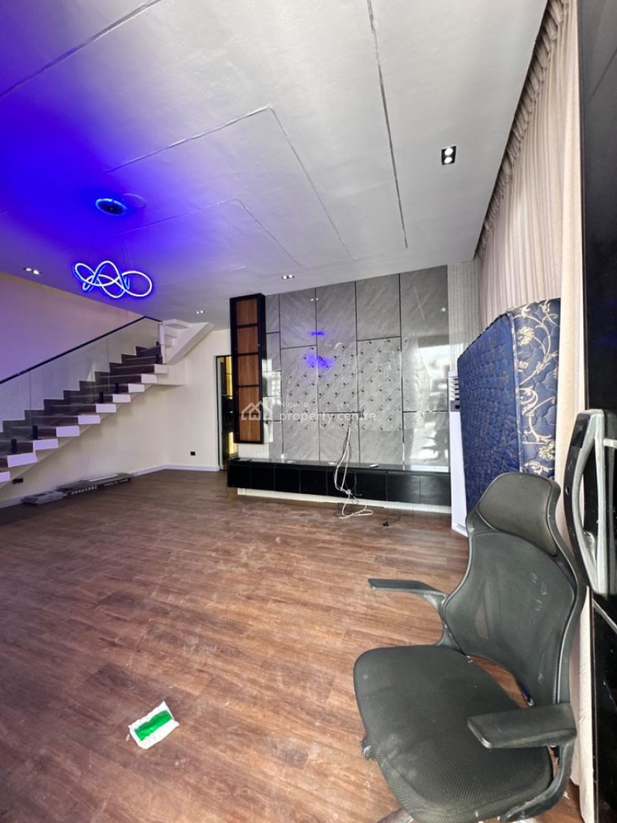 Clean Semi Detached Duplex, Ikota Estate, Lekki, Lagos, Semi-detached Duplex for Rent