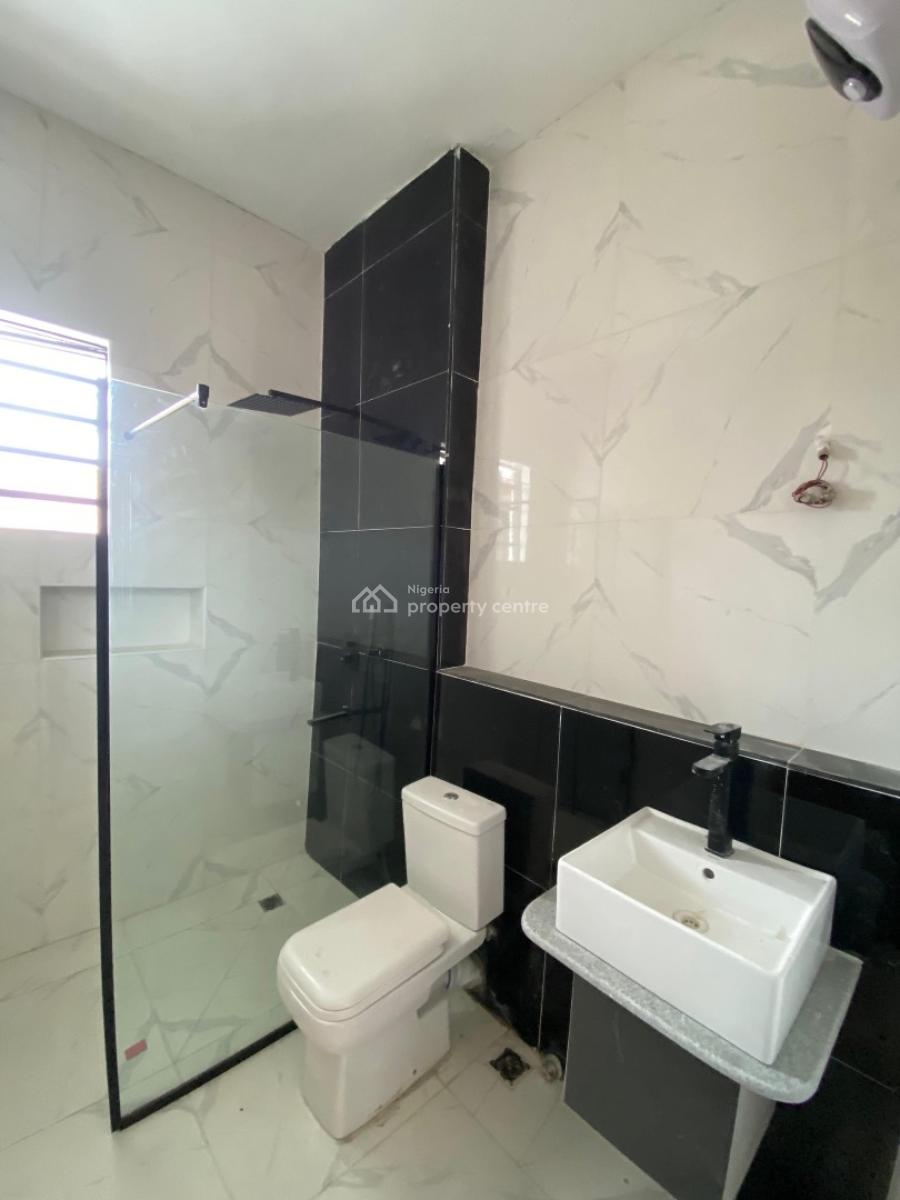 Well-detached 4 Bedroom Terrace, Ikota, Lekki, Lagos, Terraced Duplex for Sale