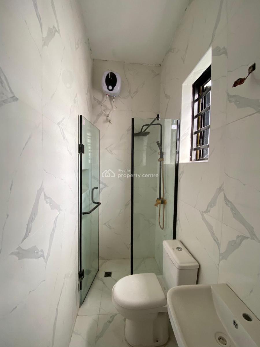 Well-detached 4 Bedroom Terrace, Ikota, Lekki, Lagos, Terraced Duplex for Sale