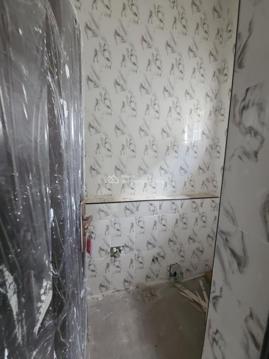 Spacious Brand New 3 Bedroom Flat, Lekki Peninsula Scheme 2 Estate Abraham Adesanya, Ajiwe, Ajah, Lagos, Flat / Apartment for Rent