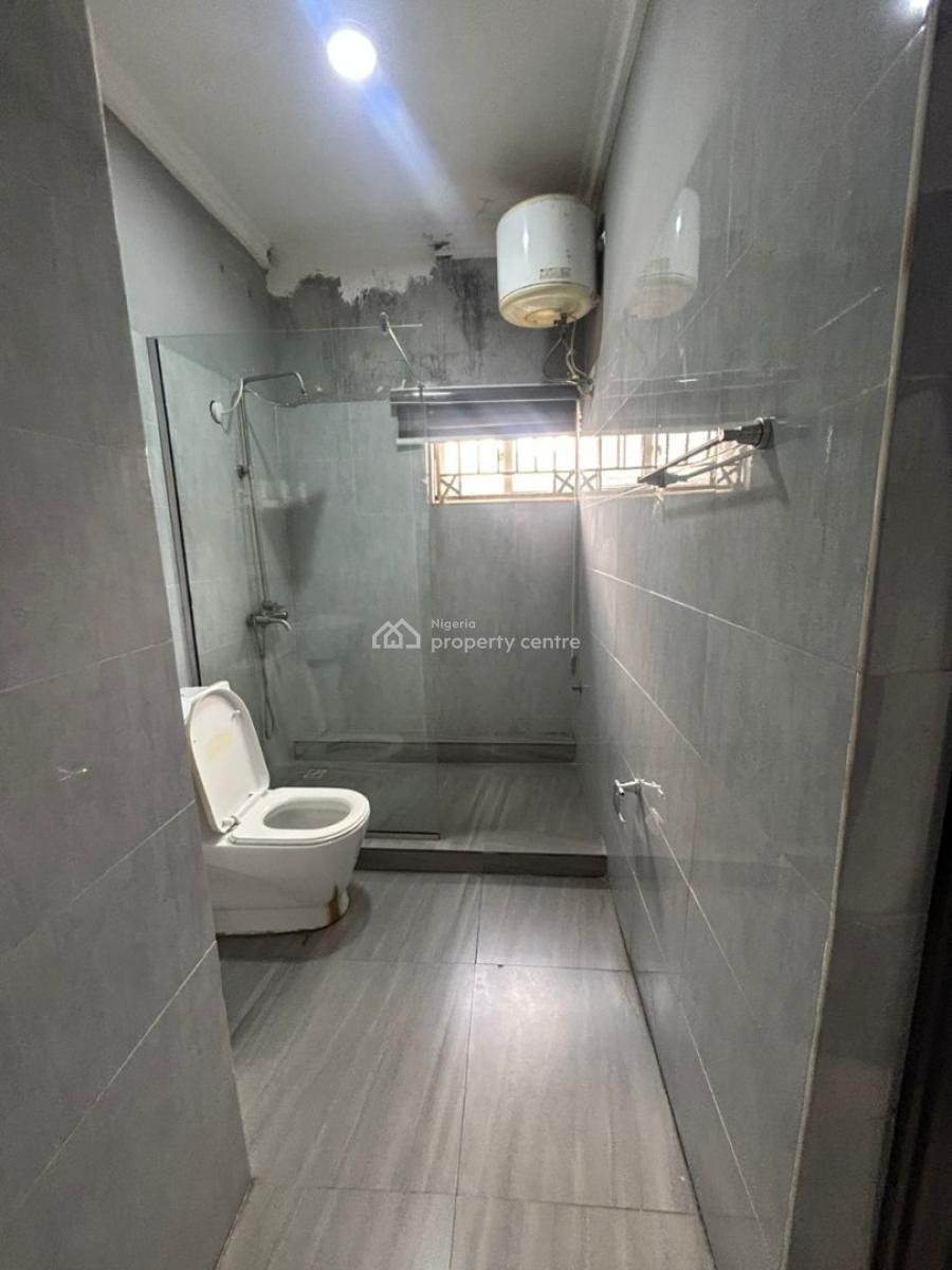 Fully Furnished and Serviced 2 Bedroom Apartment with Pool and Gym, Off Admiralty Road, Lekki Phase 1, Lekki, Lagos, Flat / Apartment for Rent