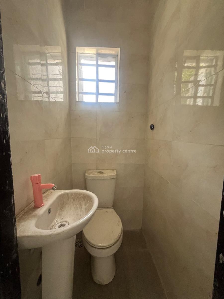 2 Bedroom Flat, Sliver Land Estate, Sangotedo, Ajah, Lagos, Flat / Apartment for Rent