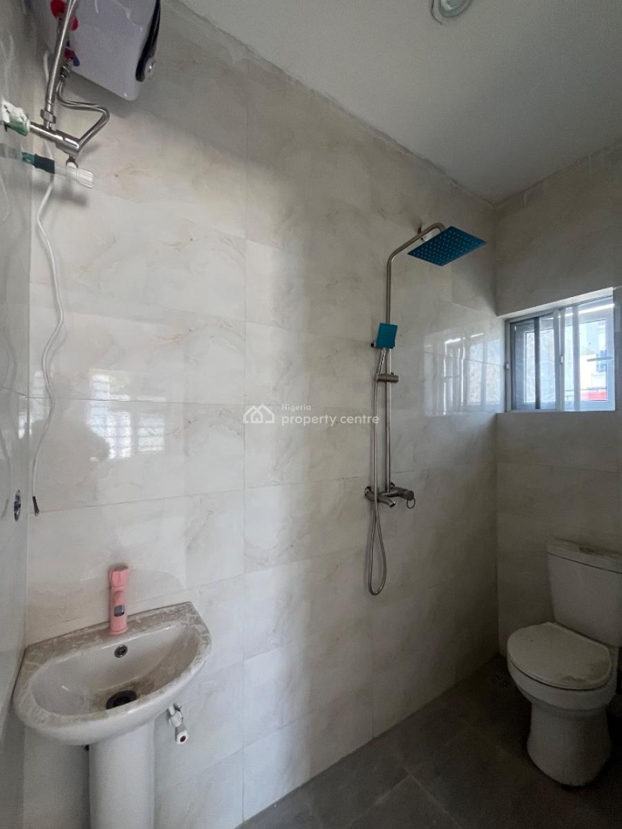2 Bedroom Flat, Sliver Land Estate, Sangotedo, Ajah, Lagos, Flat / Apartment for Rent