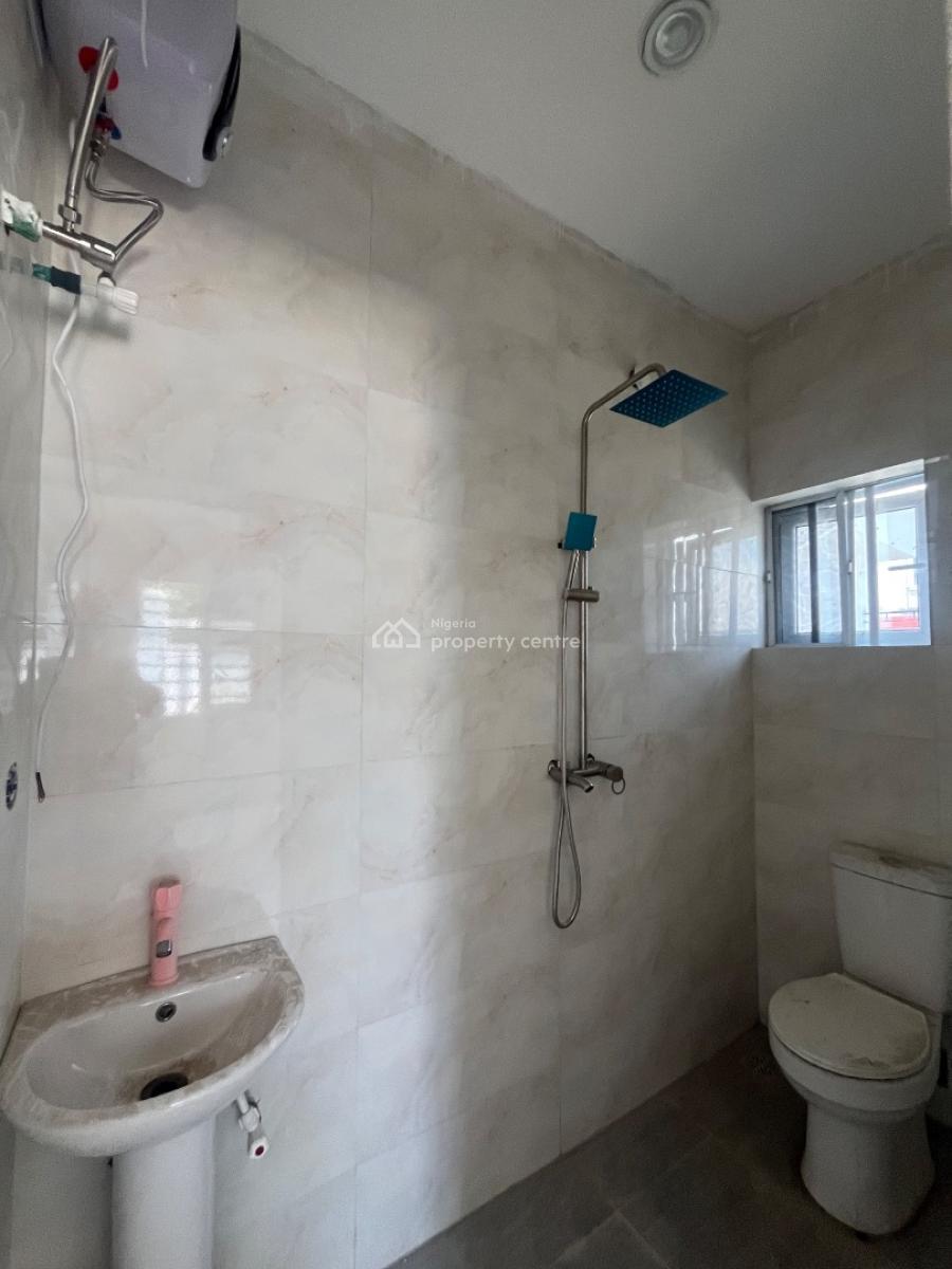 2 Bedroom Flat, Sliver Land Estate, Sangotedo, Ajah, Lagos, Flat / Apartment for Rent