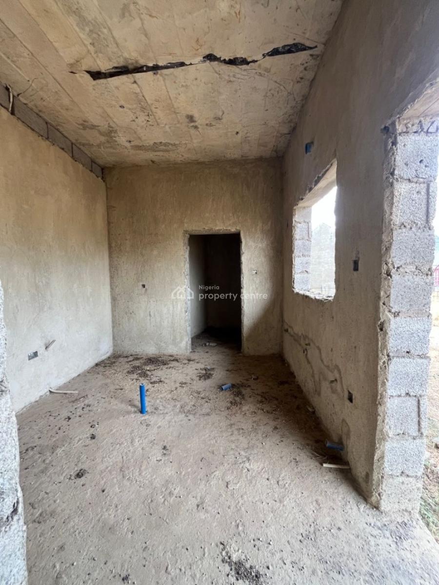 2 - 4 Beds  Terrace Duplex  Community Garden, Kubwa, Abuja, Terraced Duplex for Sale