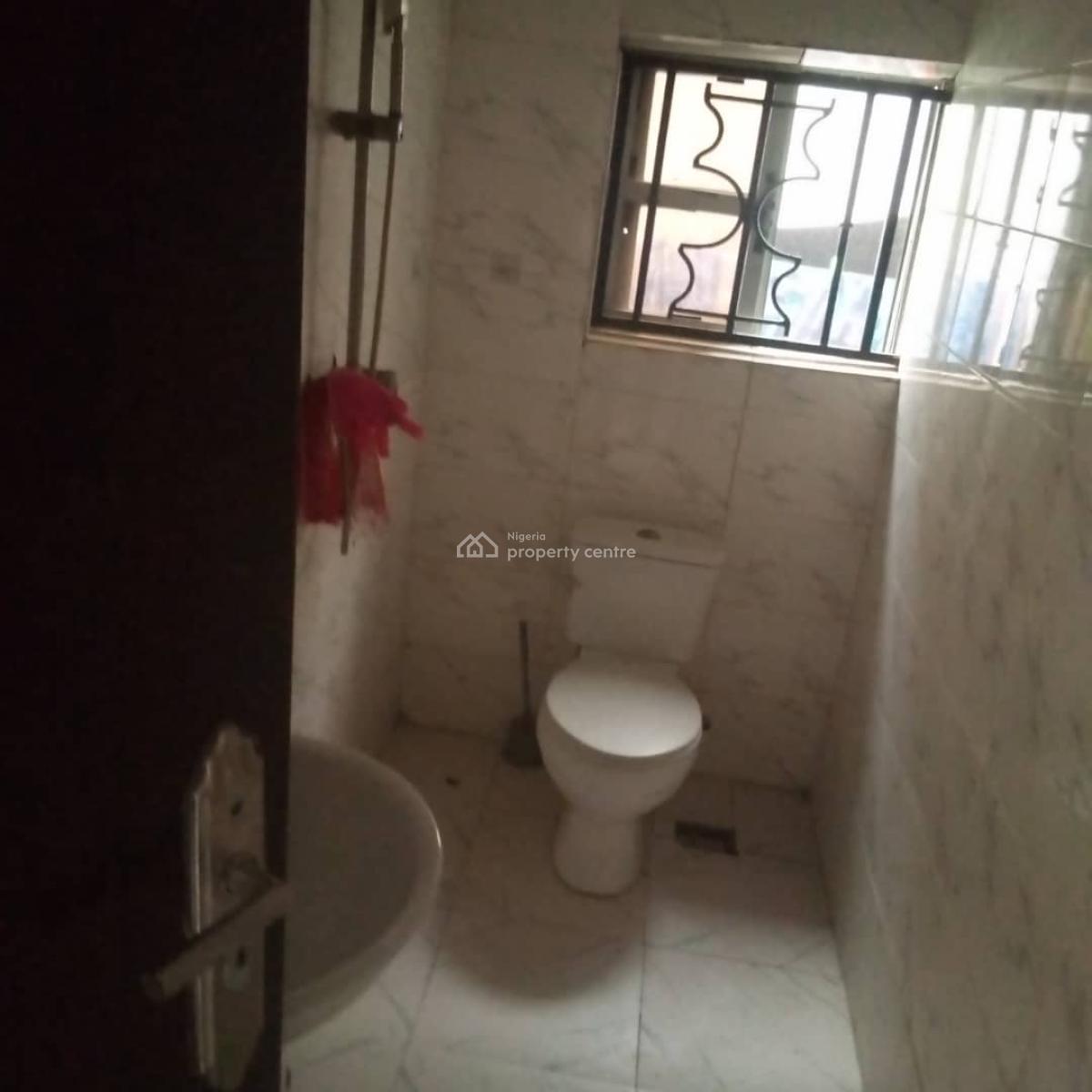 Massive 2 Bedroom Apartment, Lekki Conservation, Chevron, Lekki, Lagos, Flat / Apartment for Rent