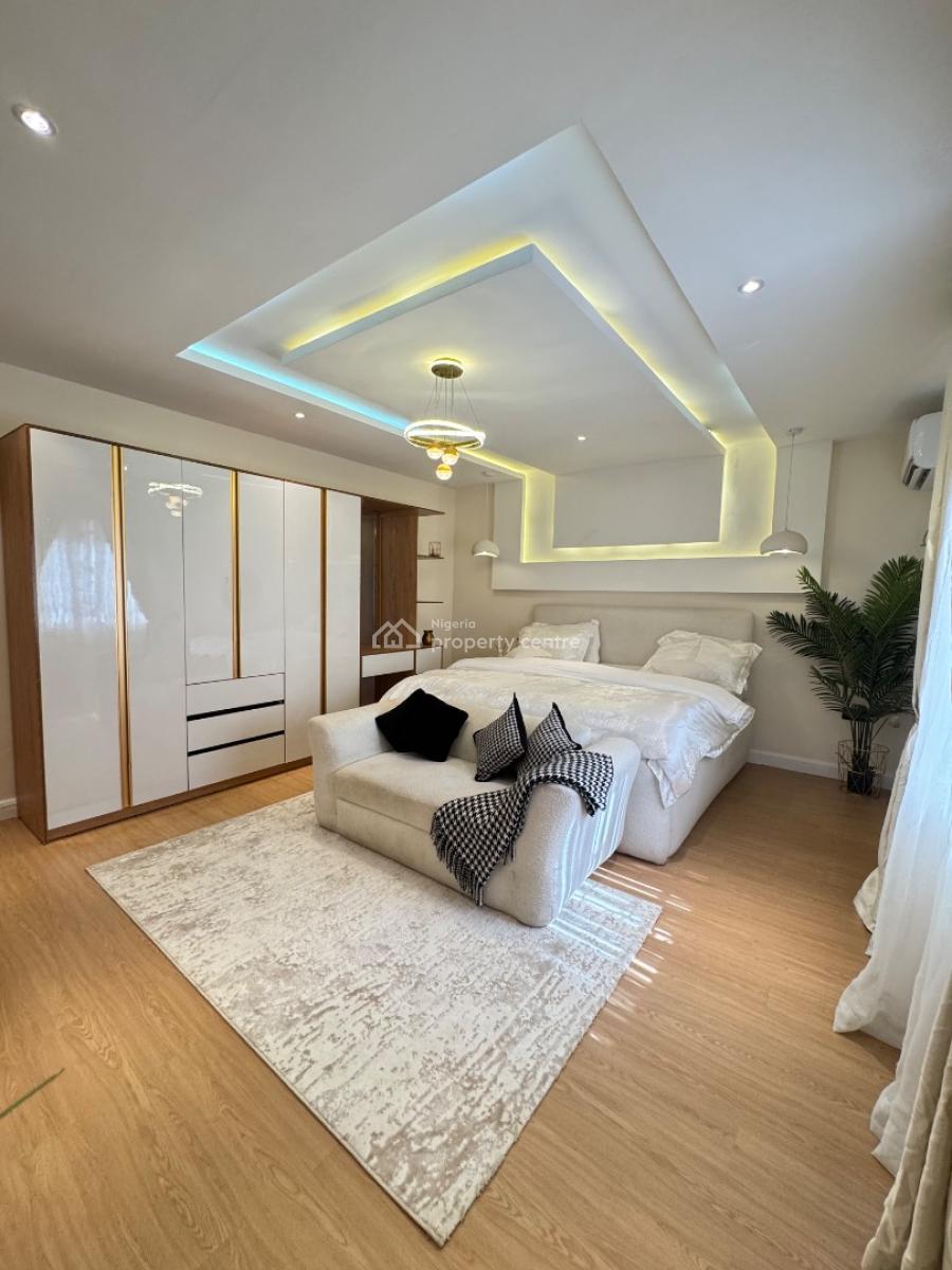 Luxurious 2 Bedroom Apartment in Lekki Phase1, Off Ever Care Hospital, Lekki Phase 1, Lekki, Lagos, Flat / Apartment Short Let