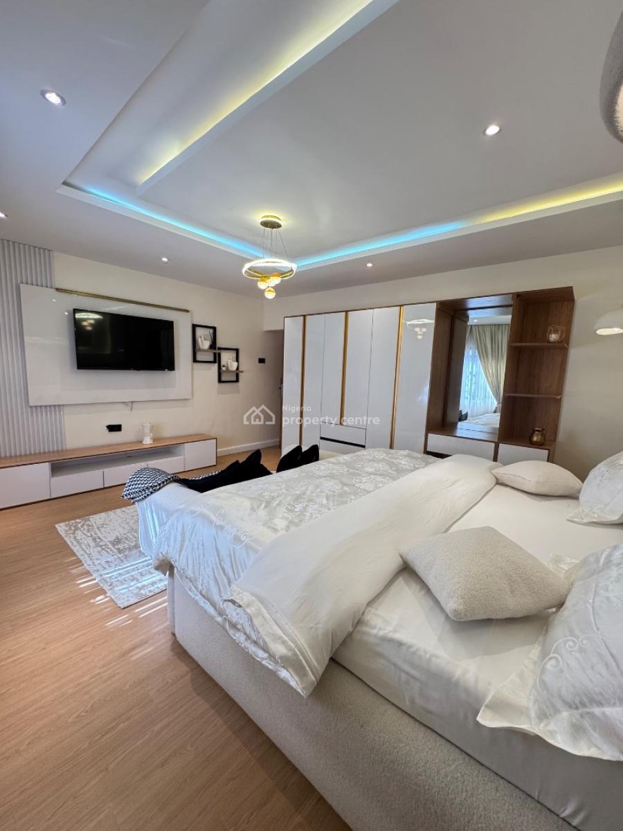 Luxurious 2 Bedroom Apartment in Lekki Phase1, Off Ever Care Hospital, Lekki Phase 1, Lekki, Lagos, Flat / Apartment Short Let