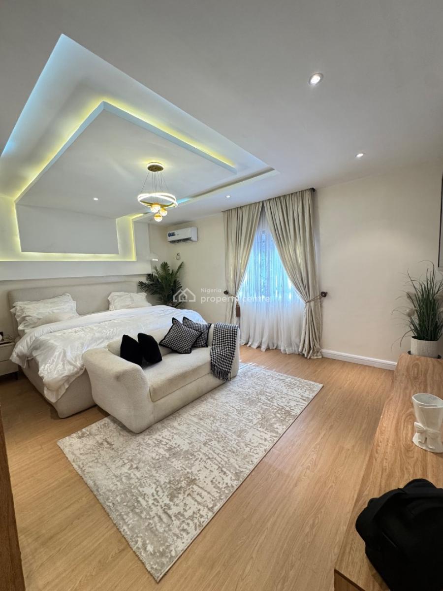 Luxurious 2 Bedroom Apartment in Lekki Phase1, Off Ever Care Hospital, Lekki Phase 1, Lekki, Lagos, Flat / Apartment Short Let