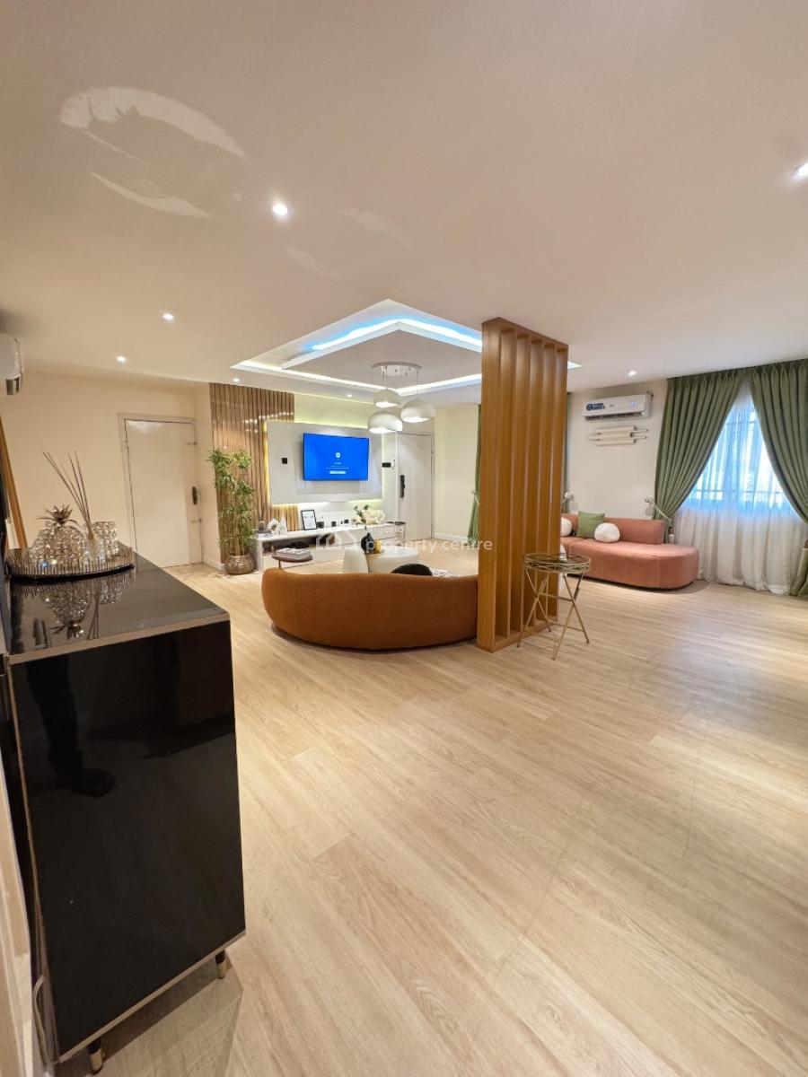 Luxurious 2 Bedroom Apartment in Lekki Phase1, Off Ever Care Hospital, Lekki Phase 1, Lekki, Lagos, Flat / Apartment Short Let