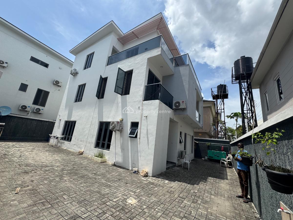 a Luxury 5 Bedroom Fully Detached Duplex with Top Notch Furniture., Lekki Phase 1., Lekki Phase 1, Lekki, Lagos, House for Rent
