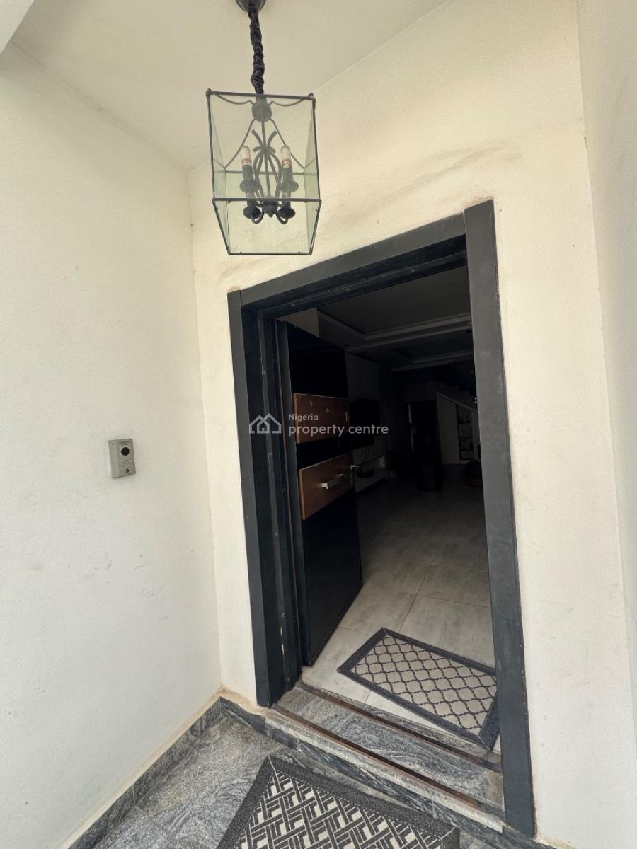 a Luxury 5 Bedroom Fully Detached Duplex with Top Notch Furniture., Lekki Phase 1., Lekki Phase 1, Lekki, Lagos, House for Rent