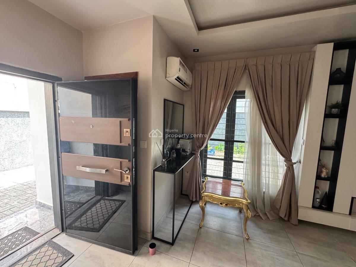 a Luxury 5 Bedroom Fully Detached Duplex with Top Notch Furniture., Lekki Phase 1., Lekki Phase 1, Lekki, Lagos, House for Rent