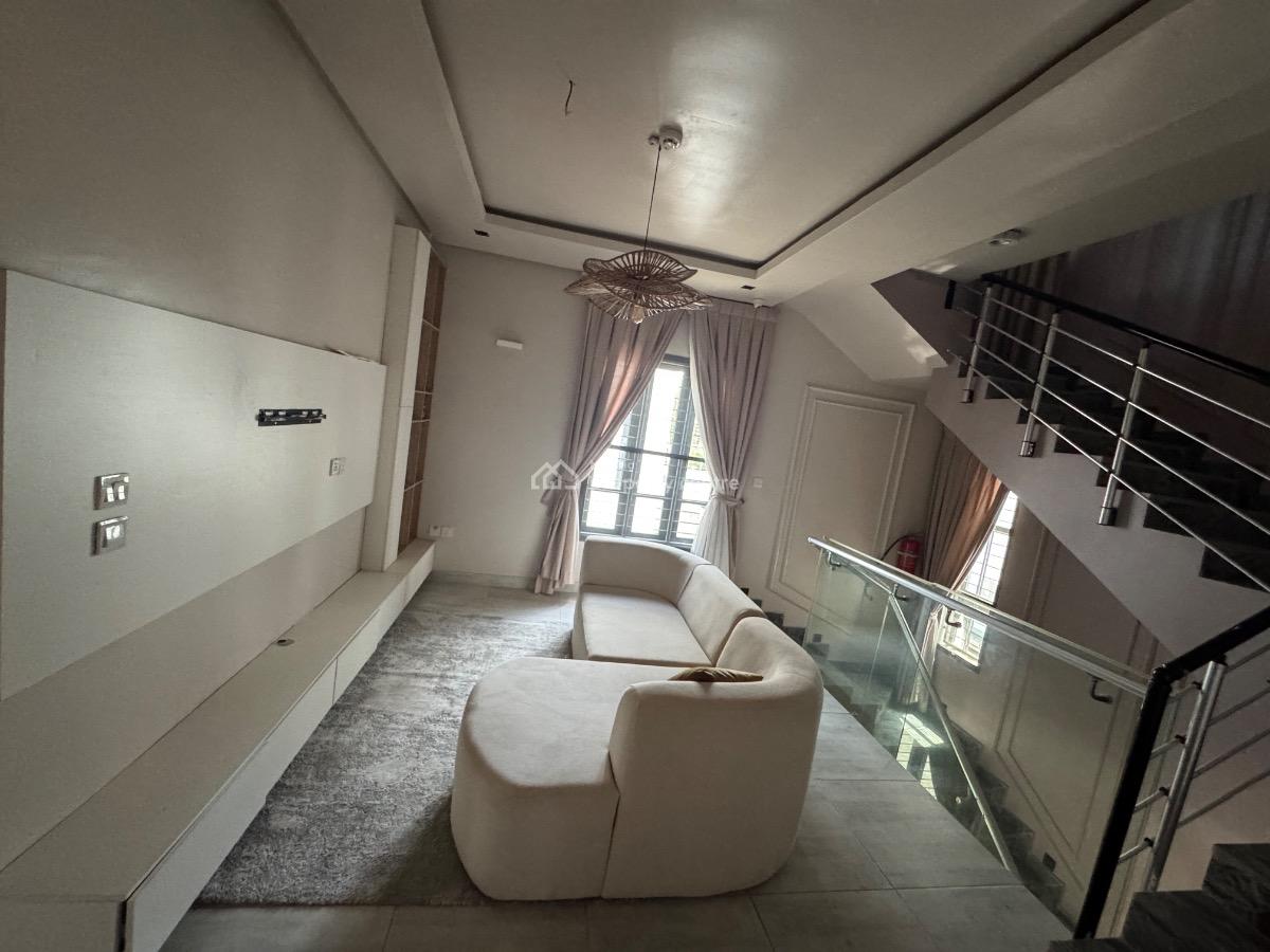 a Luxury 5 Bedroom Fully Detached Duplex with Top Notch Furniture., Lekki Phase 1., Lekki Phase 1, Lekki, Lagos, House for Rent