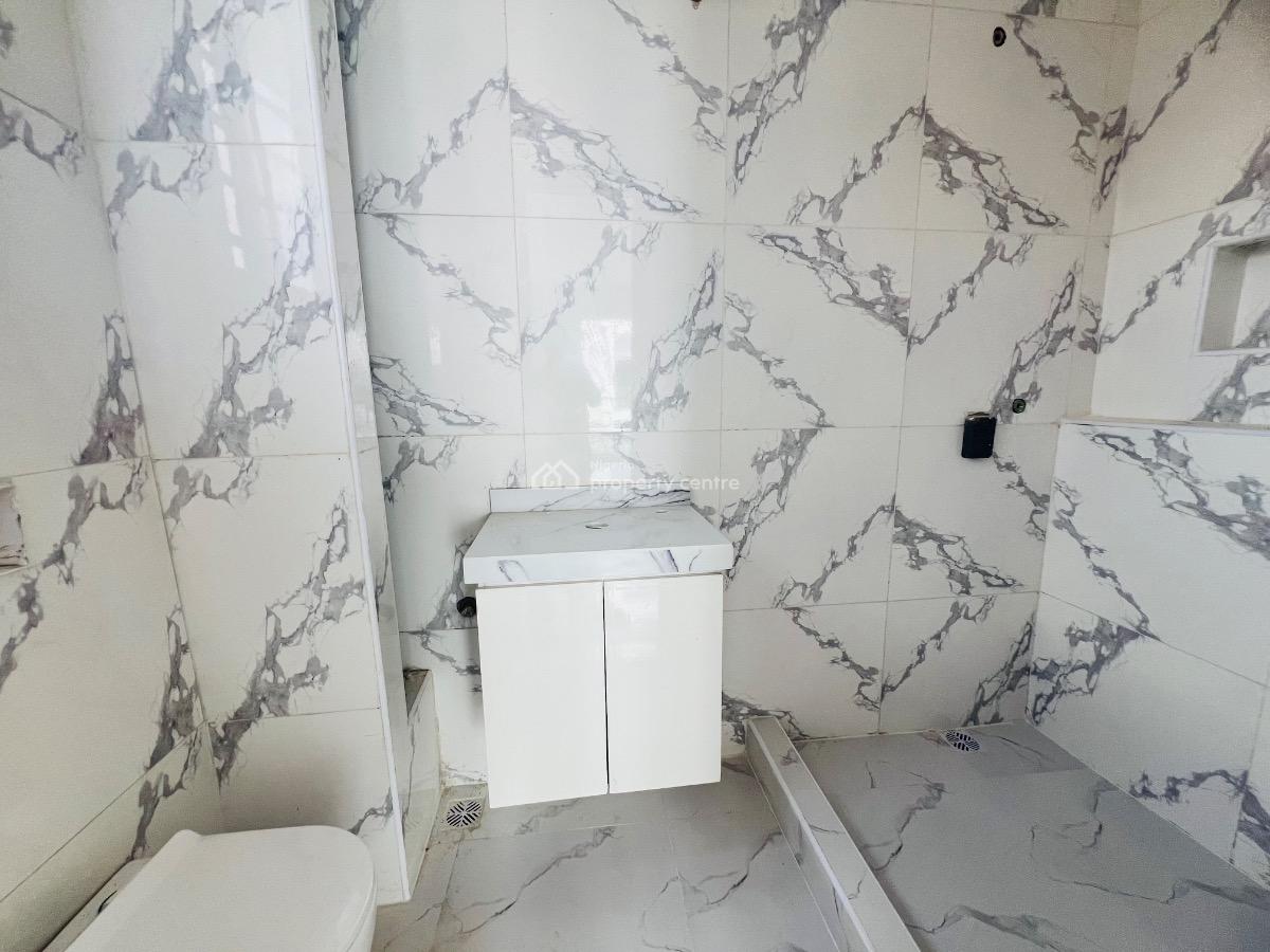 2bedroom Apartment, Harris Drive, Lekki, Lagos, Flat / Apartment for Sale