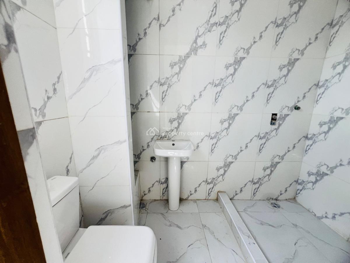 2bedroom Apartment, Harris Drive, Lekki, Lagos, Flat / Apartment for Sale