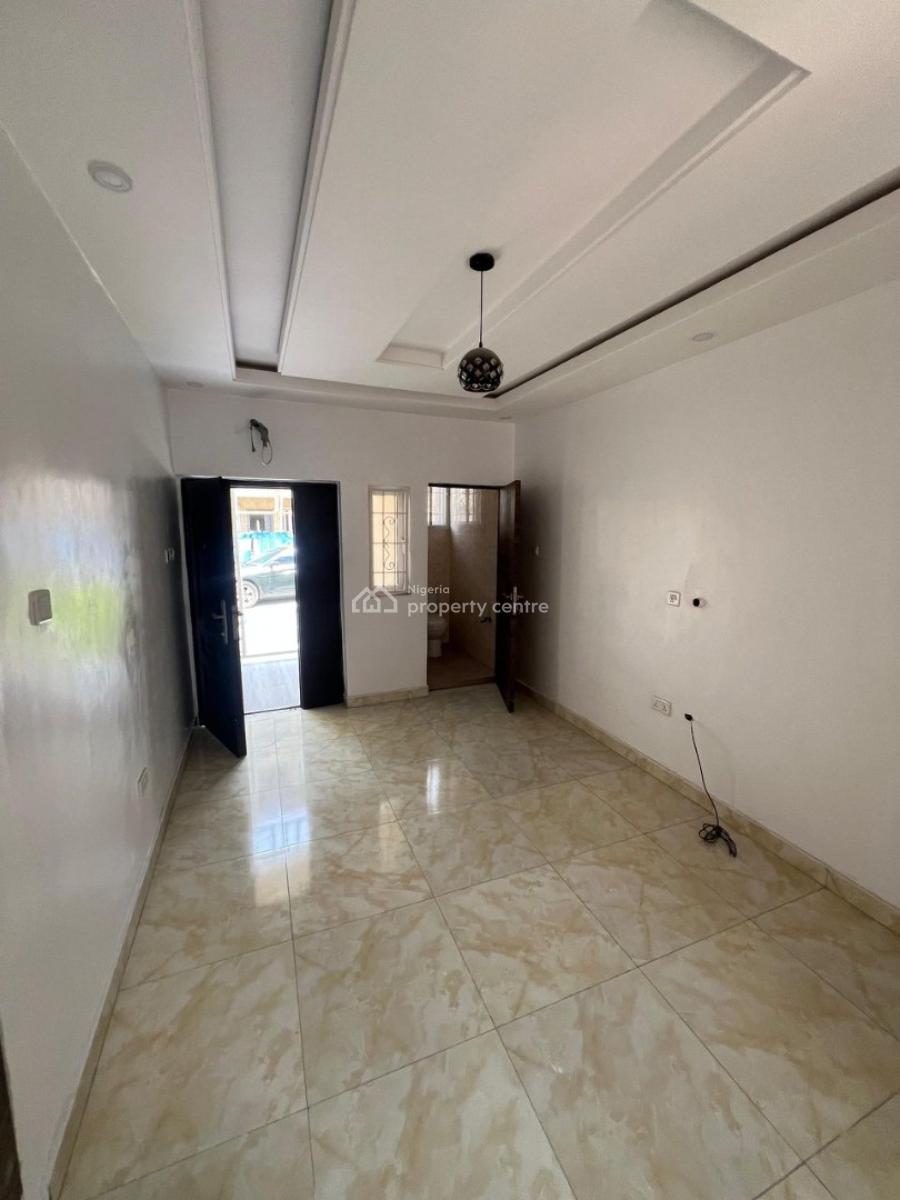 Studio Room, Southdrift Estate, Mobile Road, Ilaje, Ikota, Lekki, Lagos, Self Contain (single Rooms) for Rent