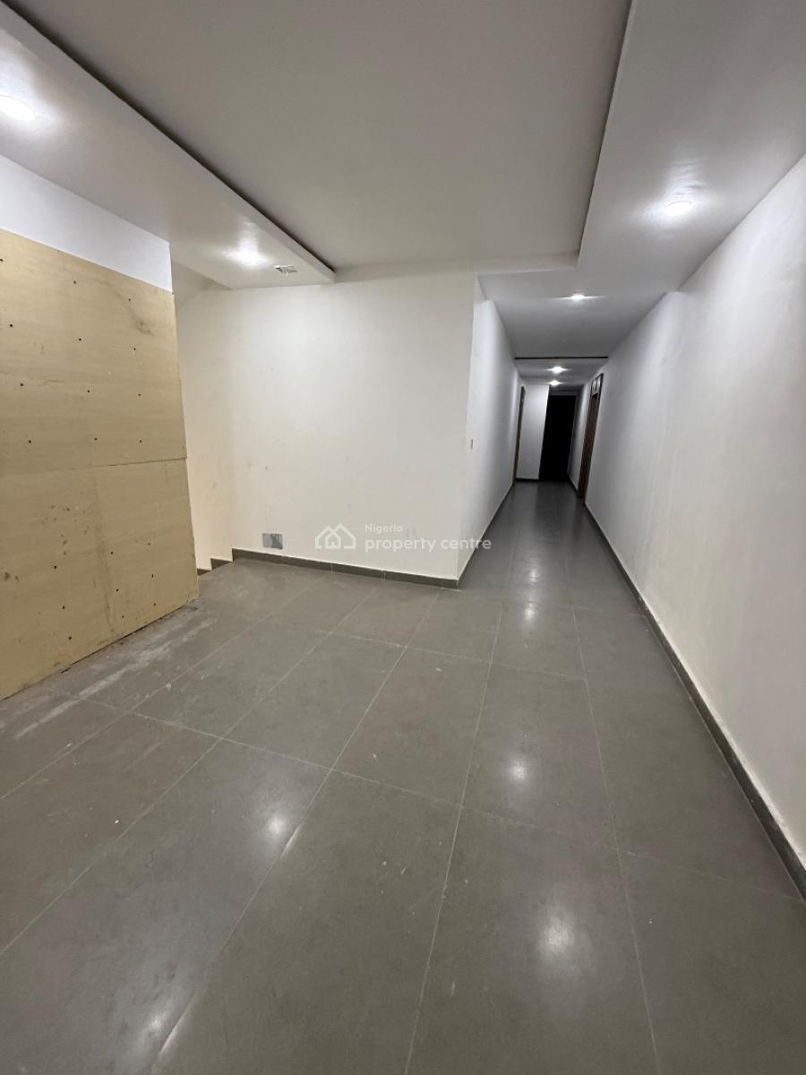 Serviced 2 Bedroom Flat with Swimming Pool and Gym for Distress, Freedom Way, Lekki Phase 1, Lekki, Lagos, Block of Flats for Sale