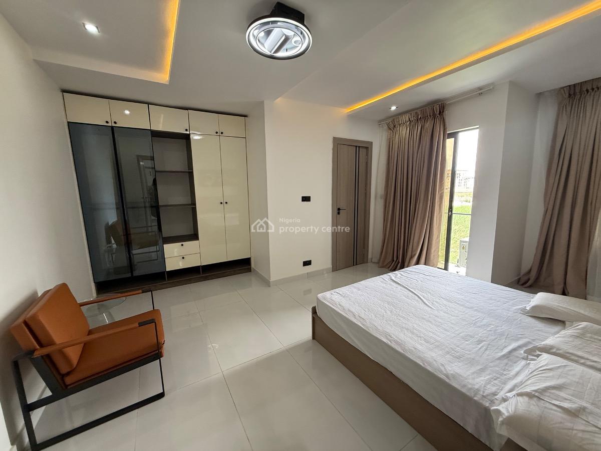 Serviced 2 Bedroom Flat with Swimming Pool and Gym for Distress, Freedom Way, Lekki Phase 1, Lekki, Lagos, Block of Flats for Sale