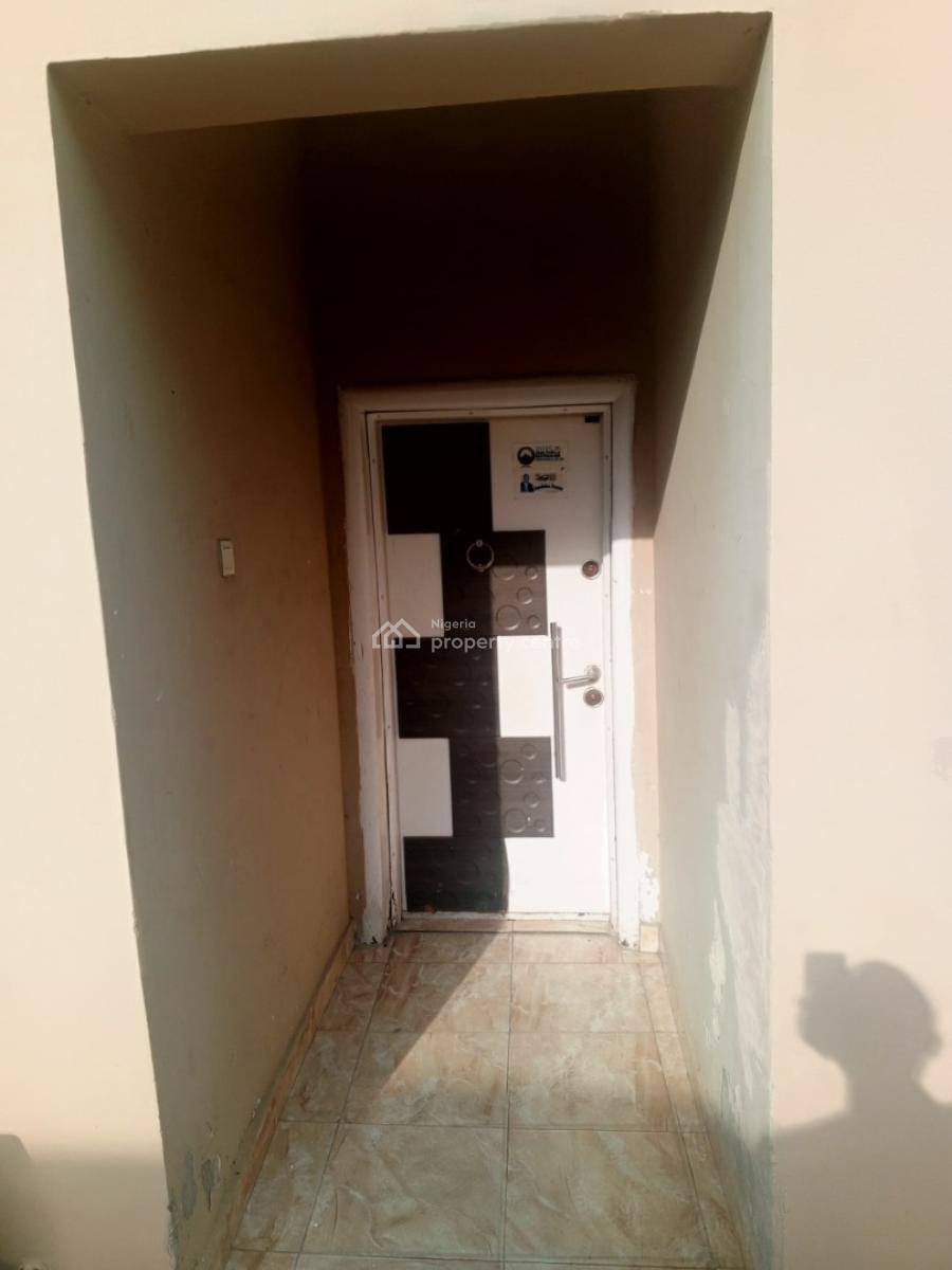 Nice 2-bedroom Apartment, Royal Garden Estate, Ajah, Lagos, Flat / Apartment for Rent