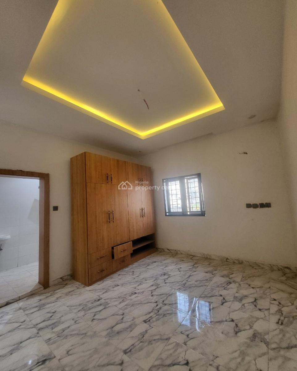 Luxurious Massive 2 Bedroom Flat, By American International School, Durumi, Abuja, Flat / Apartment for Rent