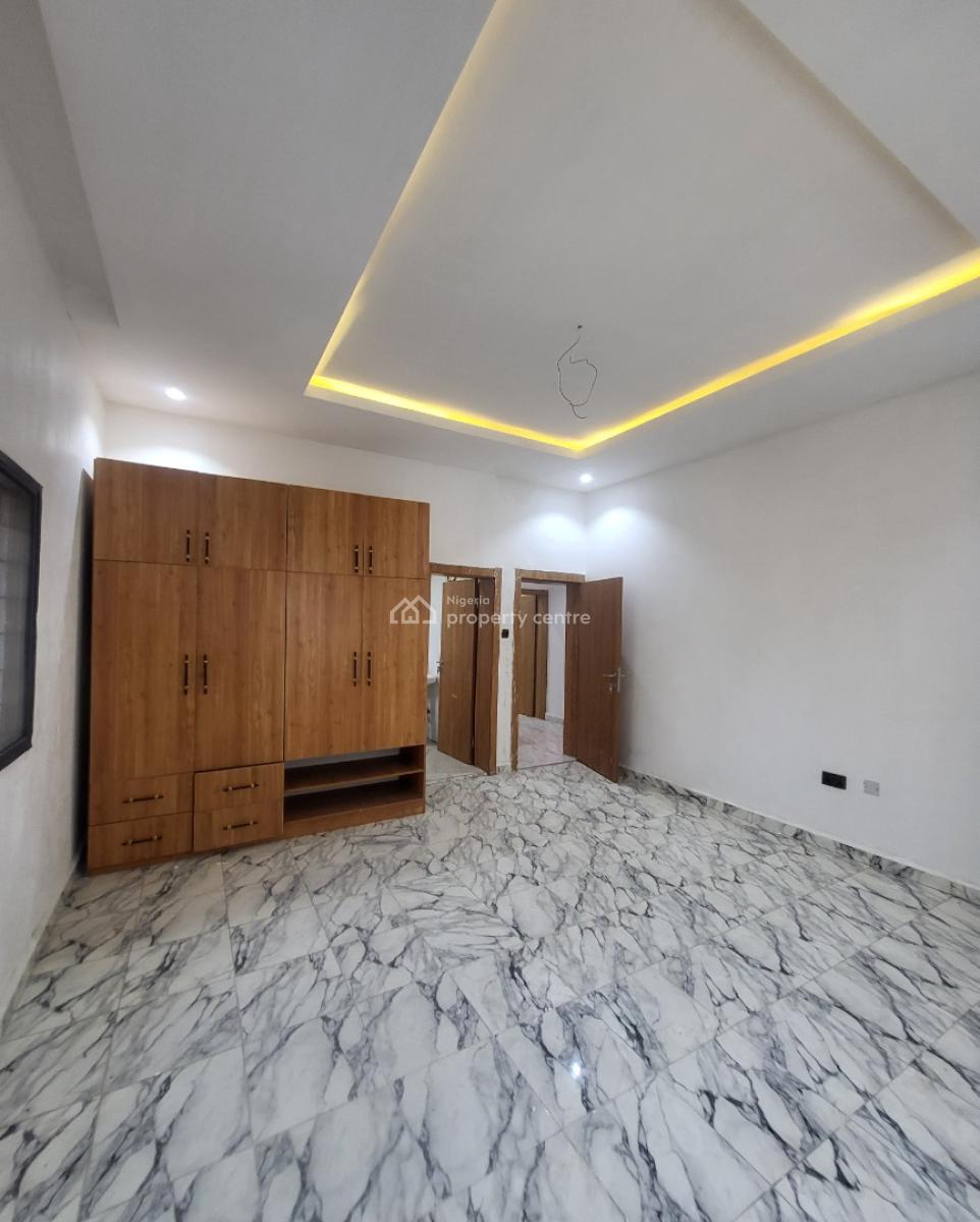 Luxurious Massive 2 Bedroom Flat, By American International School, Durumi, Abuja, Flat / Apartment for Rent
