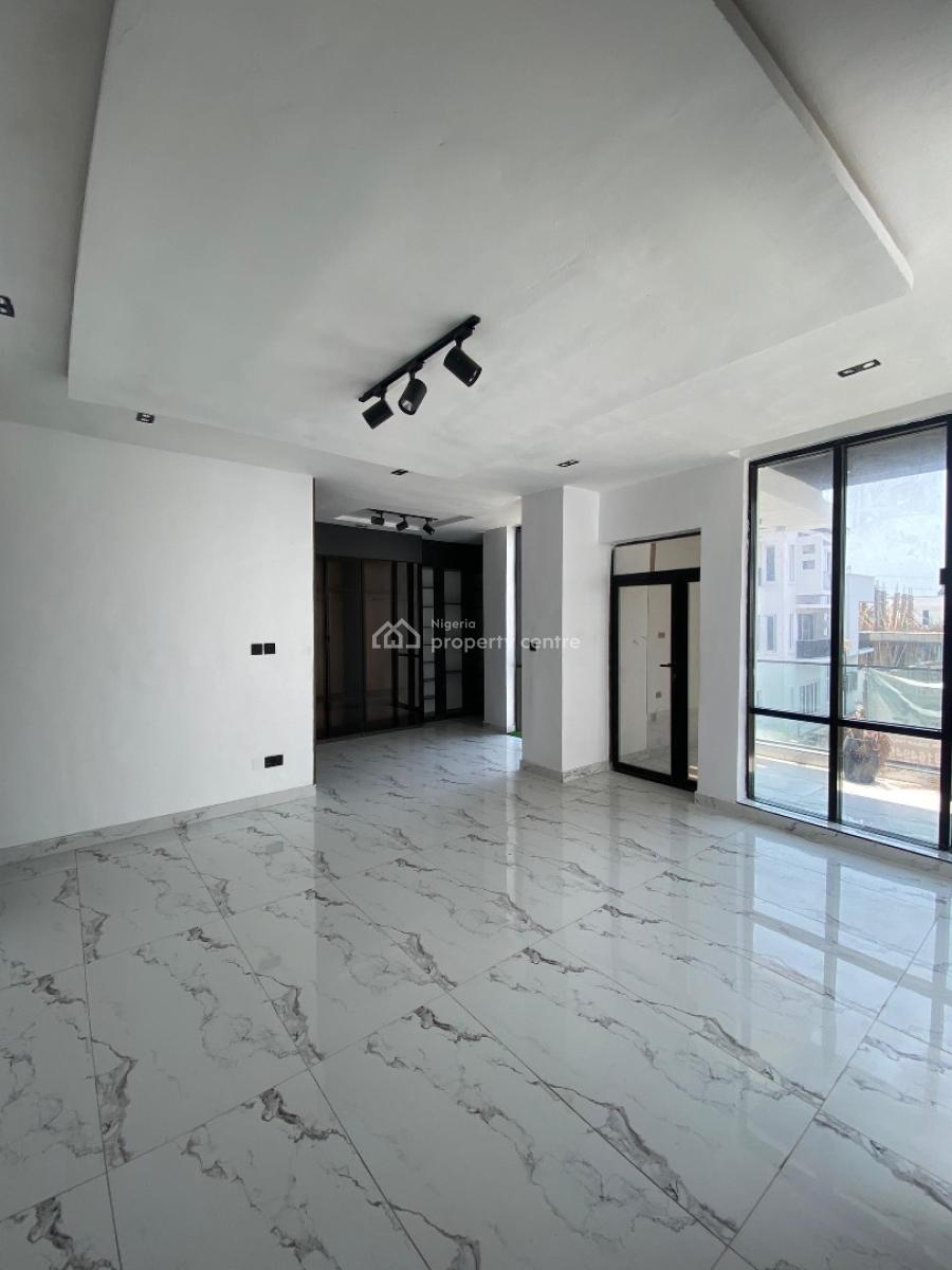 Stunning 5 Bedroom Fully Detached, Chevron, Lekki, Lagos, Detached Duplex for Sale