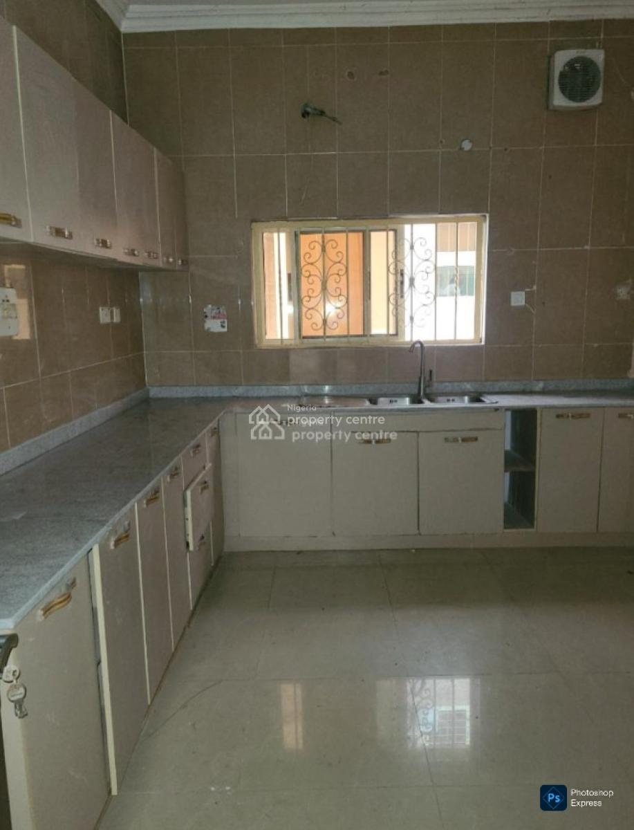 4 Bedroom Spacious Duplex in a Secured Estate, Marwa, Lekki Phase 1, Lekki, Lagos, Semi-detached Duplex for Rent