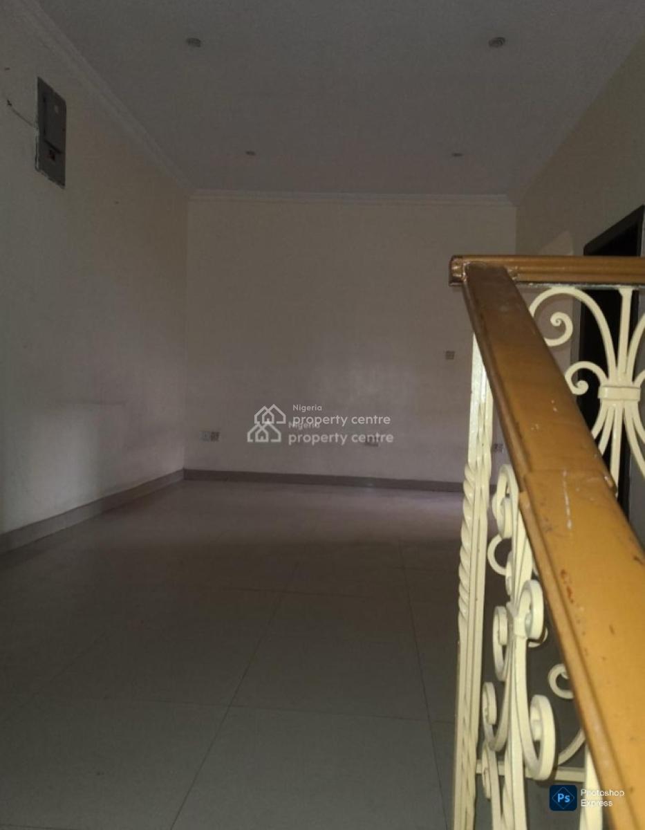 4 Bedroom Spacious Duplex in a Secured Estate, Marwa, Lekki Phase 1, Lekki, Lagos, Semi-detached Duplex for Rent