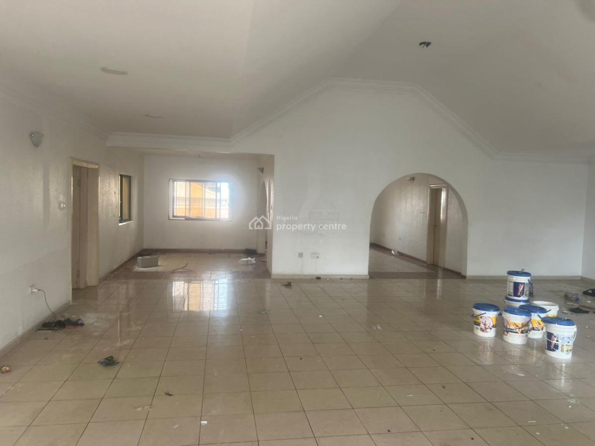 Very Spacious 4 Bedroom Penthouse with Bq, Lekki Phase 1, Lekki, Lagos, House for Rent