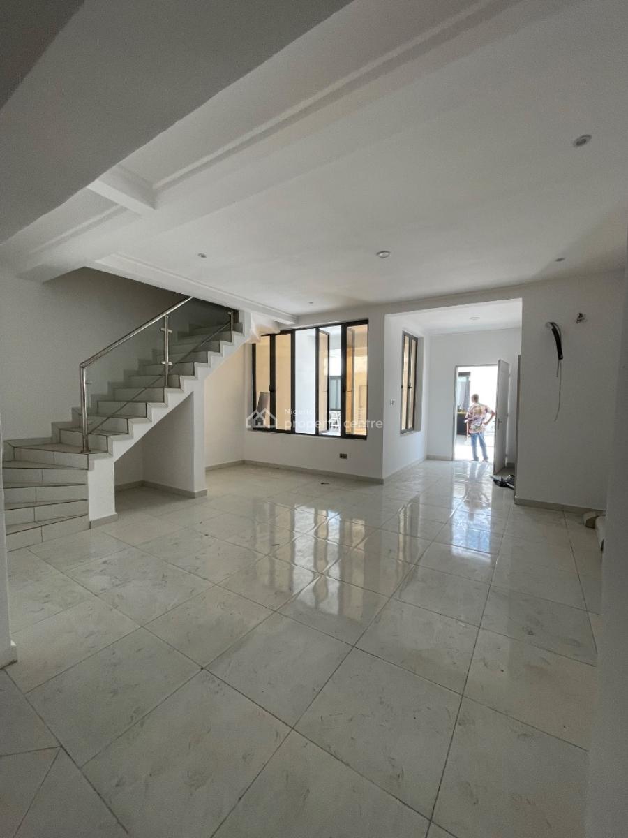 3 Bedrooms Terraced Duplex with a Bq, Chevron, Lekki, Lagos, Terraced Duplex for Rent