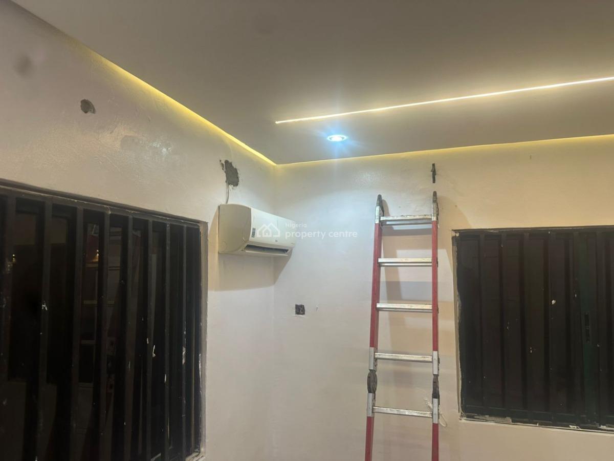 Spacious Serviced 1 Bedroom in an Estate with 24 Hours Power Supply, Fully Serviced Off Palace Road, Oniru, Victoria Island (vi), Lagos, Mini Flat (room and Parlour) for Rent