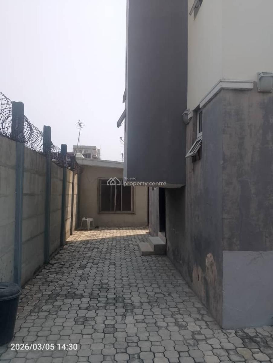 Self Contain, Off Kiss Daniel Street, Ikate, Lekki, Lagos, Self Contain (single Rooms) for Rent
