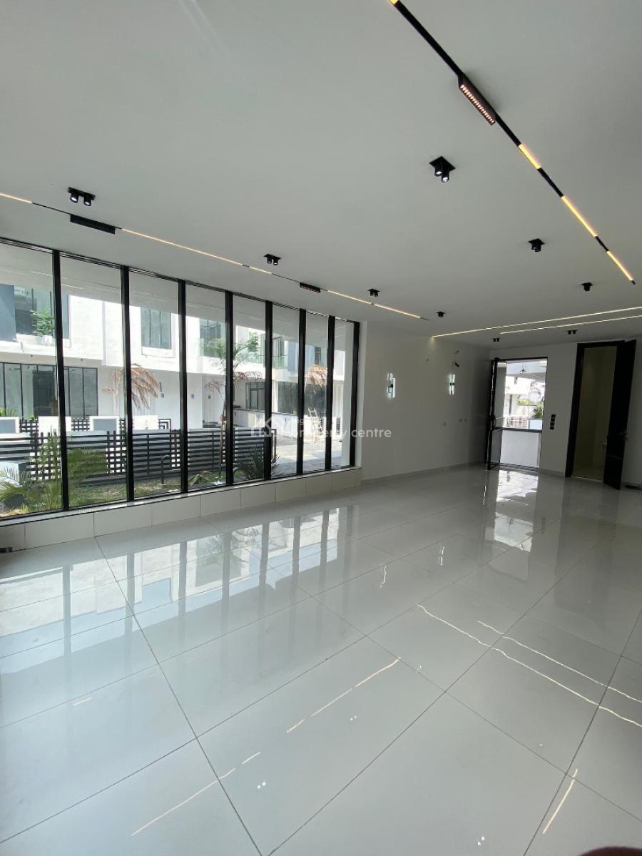 Mind Blowing & Neat 5 Bedroom Fully Detached, Chevron, Lekki, Lagos, Detached Duplex for Sale