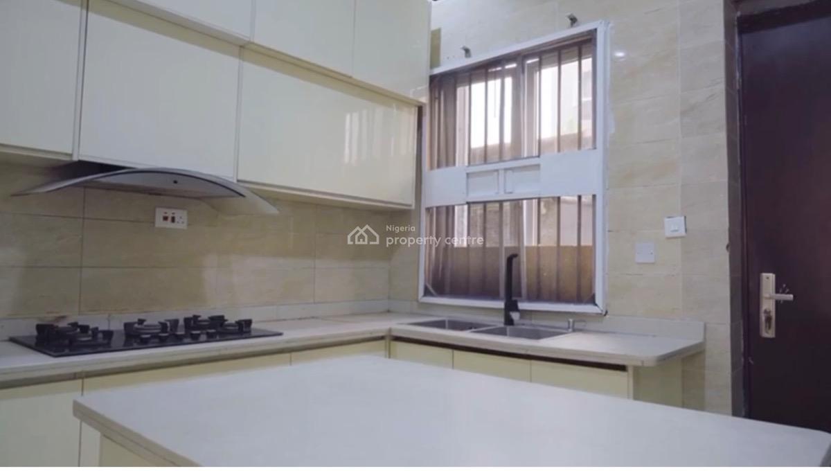 Four Bedroom Terraced with One Room Bq, Oniru, Victoria Island (vi), Lagos, Flat / Apartment for Rent