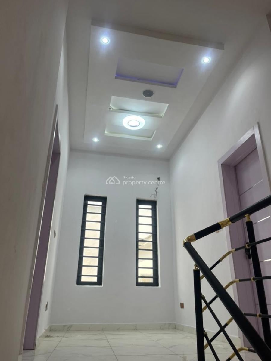 a Semidetached 4 Bedrooms Duplex with Bq, Igbosere Ikota Gra, Lekki, Lagos, Semi-detached Duplex for Sale