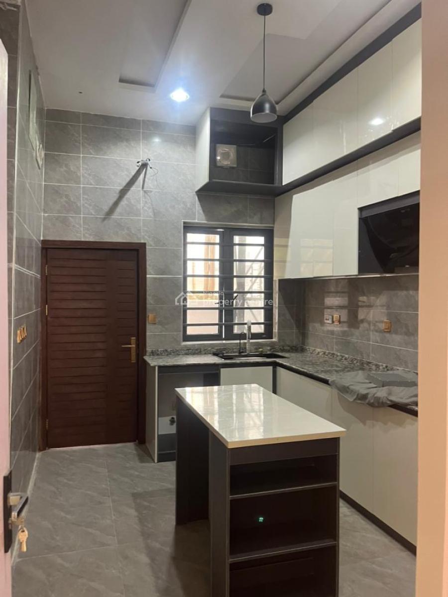 a Semidetached 4 Bedrooms Duplex with Bq, Igbosere Ikota Gra, Lekki, Lagos, Semi-detached Duplex for Sale