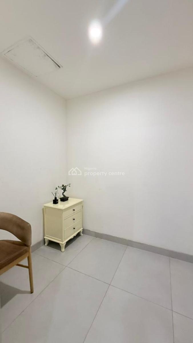 3 Bedroom Flat with Excellent Facilities, Victoria Island (vi), Lagos, Flat / Apartment for Sale