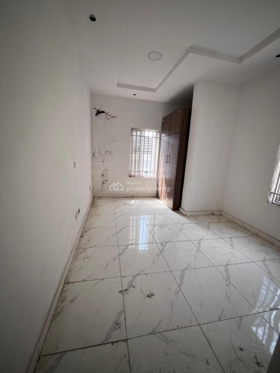 Two Bedroom Apartment, Agungi, Lekki Phase 1, Lekki, Lagos, Flat / Apartment for Rent