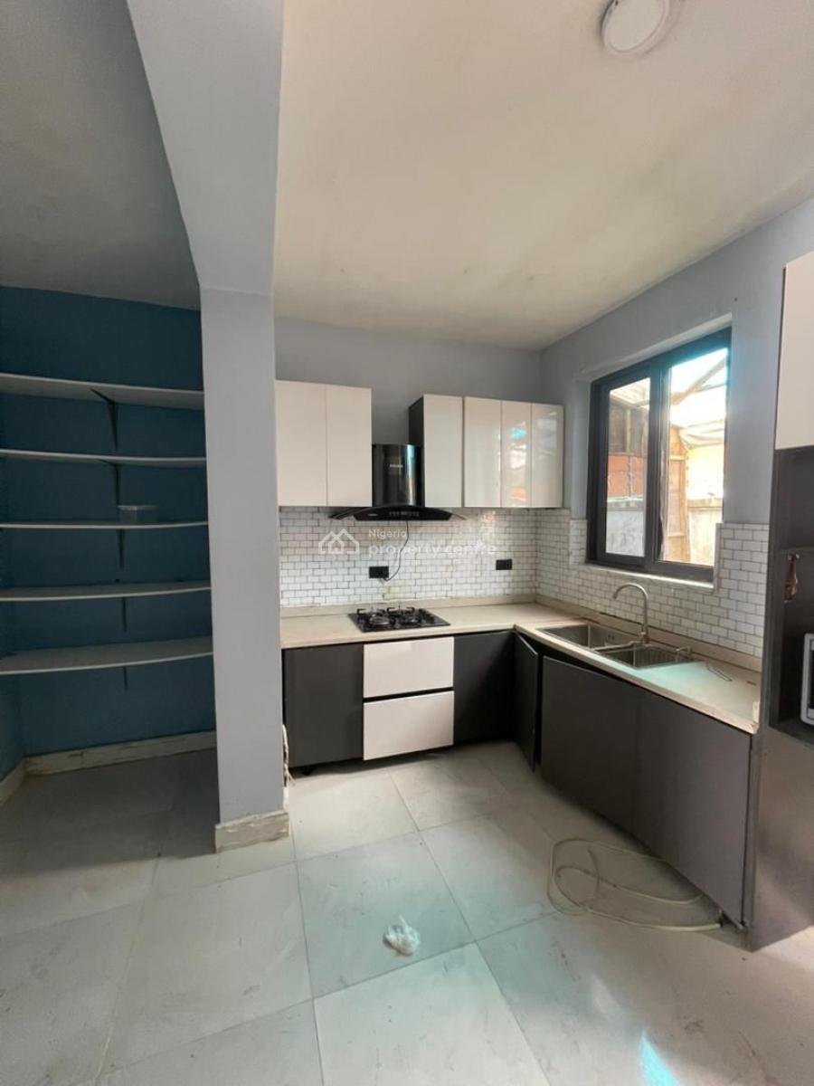 Modestly Built 4 Bedroom Terraced with Bq, Ikate, Lekki, Lagos, Terraced Duplex for Rent