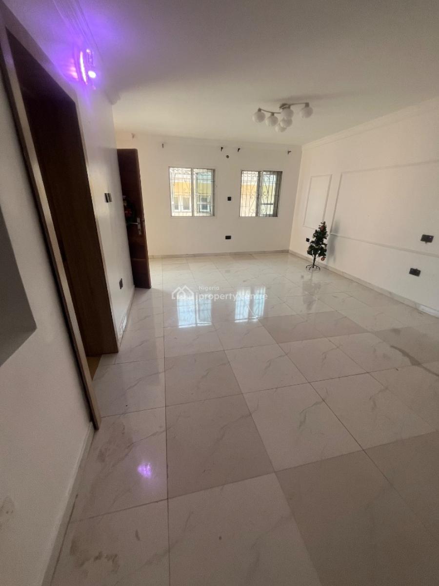 Luxury 3 Bedroom Flat Upstairs Just 3 in The Compound, Abraham Adesanya, Ajah, Lagos, House for Rent